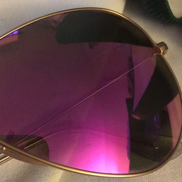 Ray-Ban Sunglasses - Picture 5 of 5